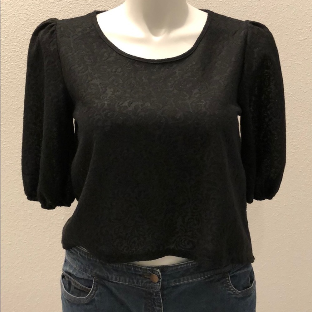 Catch My I black lace pattern top sz XL